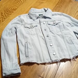 WILD FABLE Jean Jacket Womens SMALL BLUE Preowned Denim Light Wash Used Casual